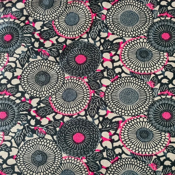 The North Face Activewear Pull On Cap Slv VNeck Print Top Grey Pink Sz XS - Picture 4 of 13